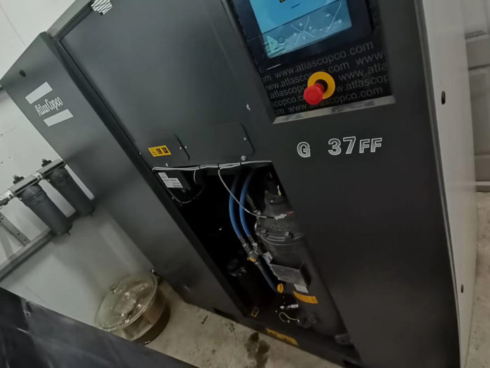 G37FF Atlas Copco Rotary Screw Oil Injected air compressr